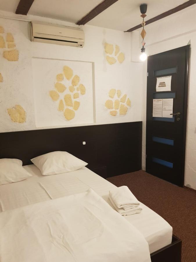 Mpoint Motel Bukareszt Zewnętrze zdjęcie