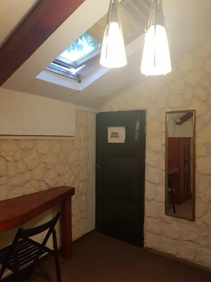 Mpoint Motel Bukareszt Zewnętrze zdjęcie