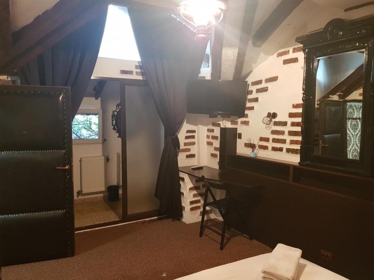 Mpoint Motel Bukareszt Zewnętrze zdjęcie