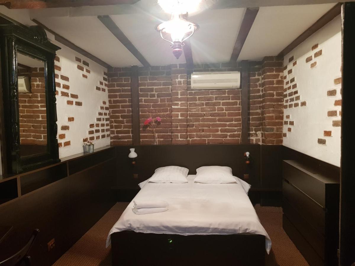 Mpoint Motel Bukareszt Zewnętrze zdjęcie